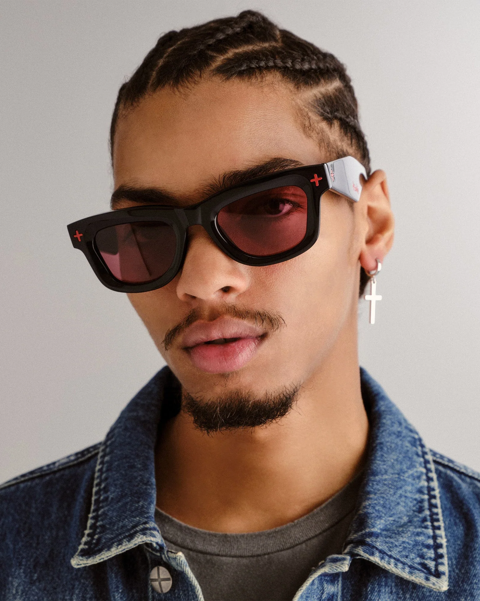 GOODSEN SUNGLASSES BLACK RED - Image 4